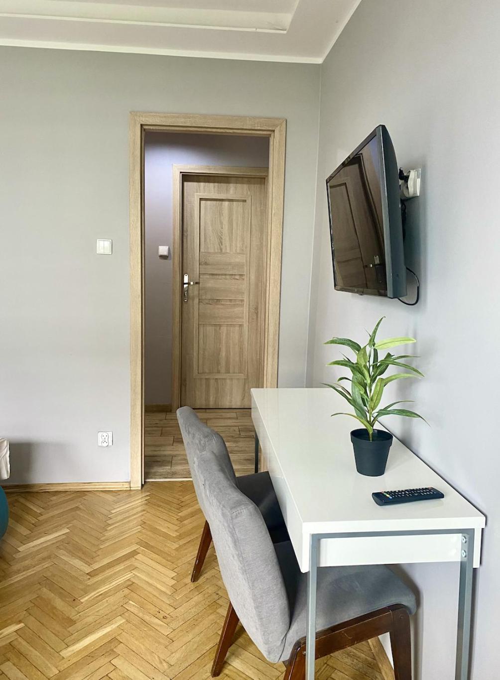 Doba Rent Pokoje Centrum Palacowa Bialystok Bagian luar foto